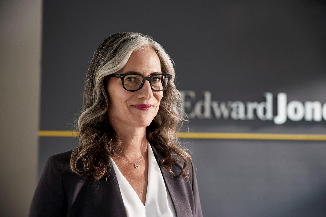 Edward Jones business woman smiling confidently