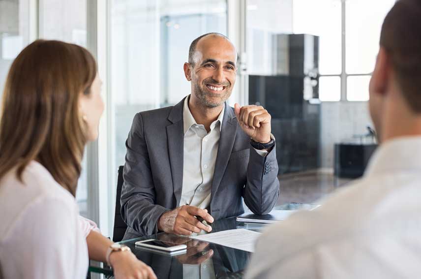 drawthemap856x567 Business man meeting with clients.